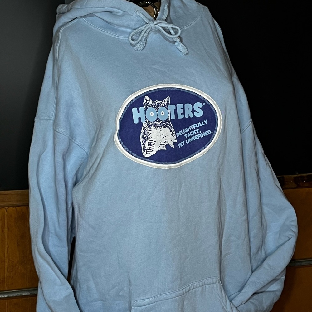 Hooters hoodie